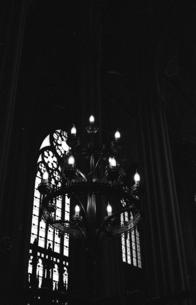 Severn_Sab's tweet photo. Église Notre-Dame de Laeken 
Kodak T-Max400
#filmphotography https://t.co/aoZpHV7kSq