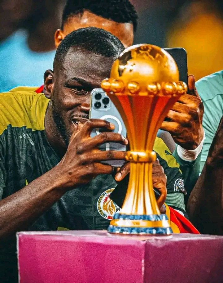 JoopMoro's tweet photo. @ActuFoot_ https://t.co/i3NlBJH3hw