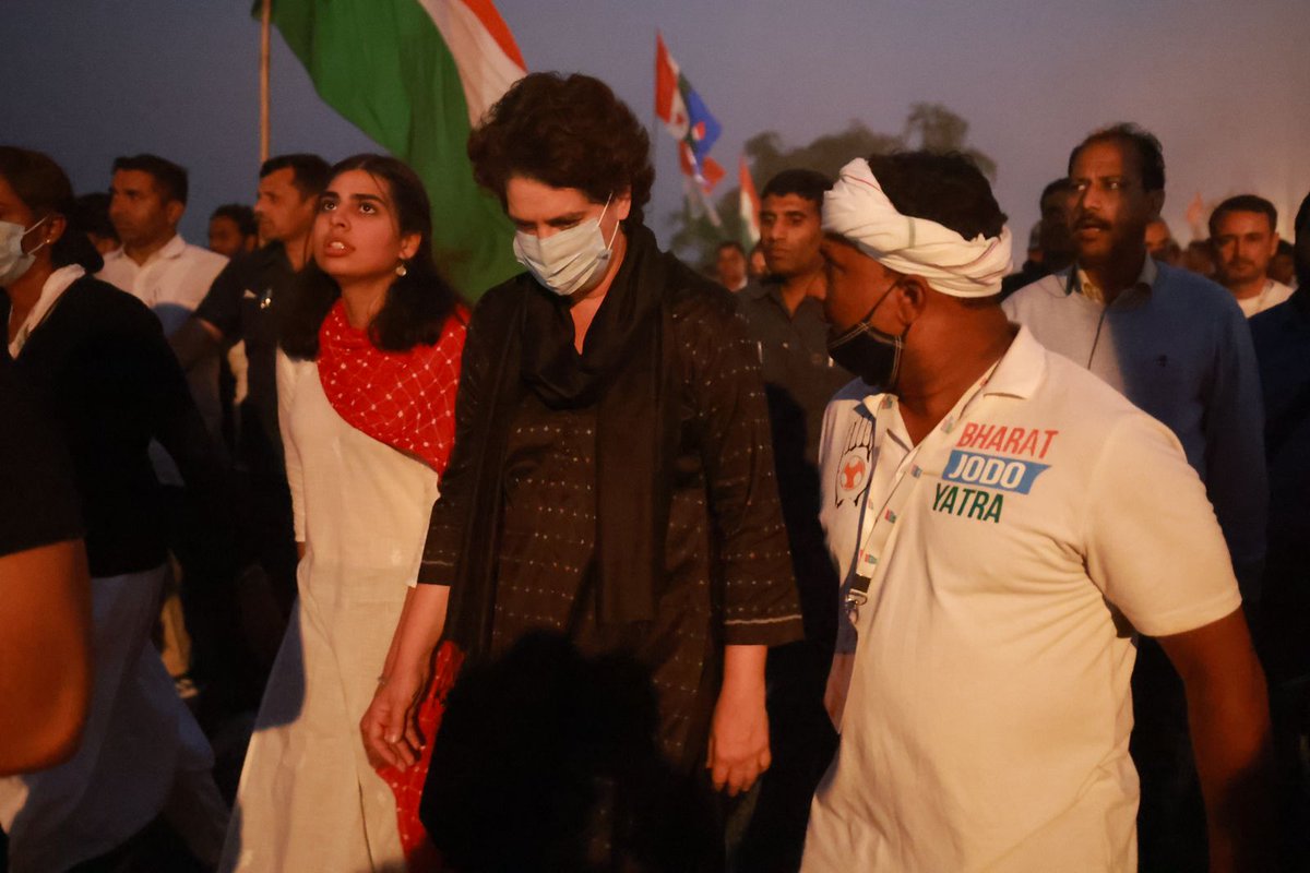 srinivasiyc's tweet photo. Happy Birthday, Priyanka Gandhi ji!

Your warmth lights a path, your courage fuels the fight. 

May this year be filled with victories for the causes you champion, and may your smile continue to inspire hope across India. @priyankagandhi https://t.co/QNvjSqJt1g