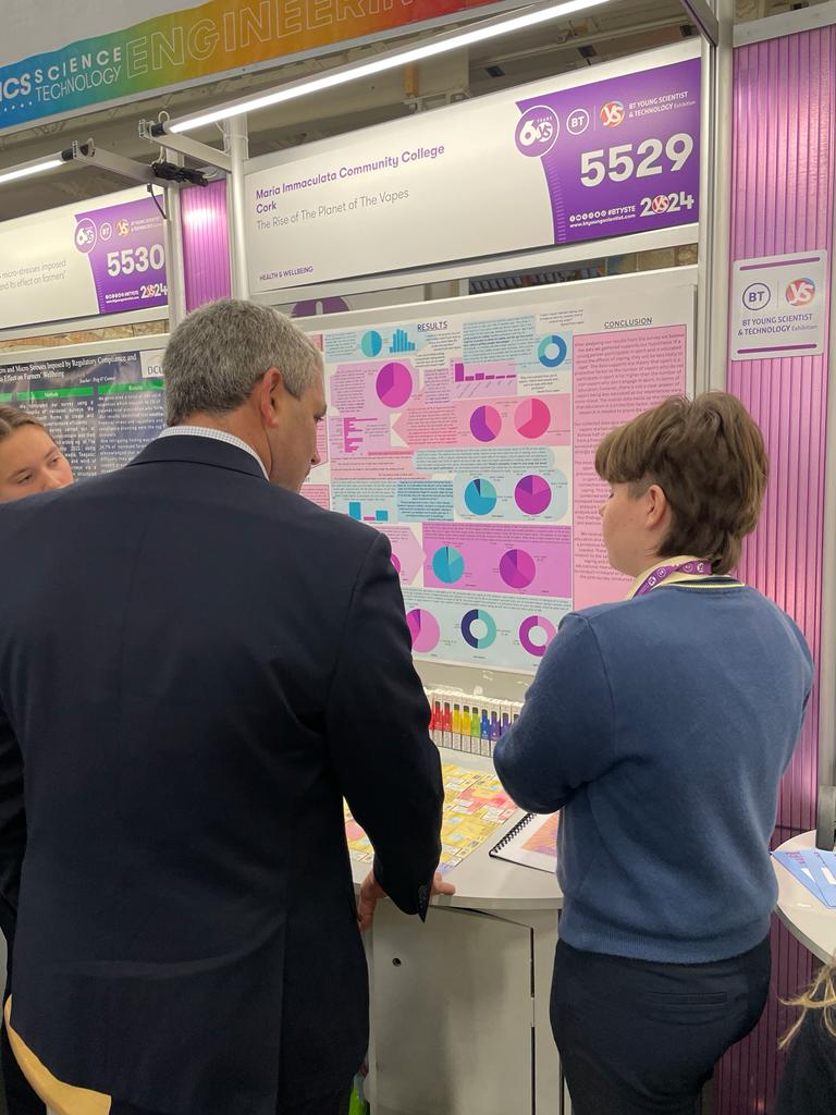 Busy day again for Ciara and Caoimhín meeting and sharing their research at the #BTYSTE2024 @voteTimLombard @Paschald @CorkETB @BTYSTE @MichaelC_IND_TD