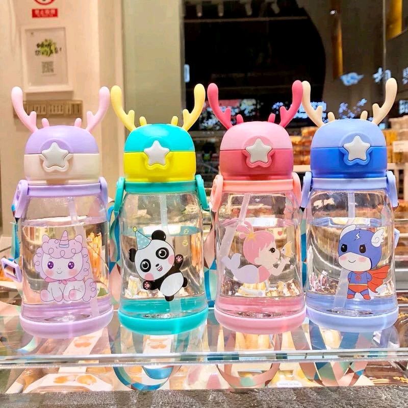 DiogoAroucha's tweet photo. Dê uma olhada em Garrafa De Alce Água Infantil Criança Portátil Com Desenho Multicolorido por R$12,99 - R$27,50. Compre na Shopee agora! https://t.co/SBzEwkDjwQ https://t.co/GpU3dZm7lN