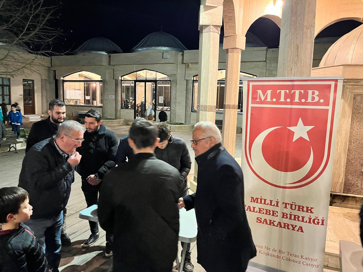 mttbsakarya's tweet photo. Regaib Kandili münasebetiyle, Geleneksel Kandil Buluşmamız Kampüs Camiinde gerçekleşti. Kandilimiz mübarek olsun. https://t.co/KEMboM6Pp1