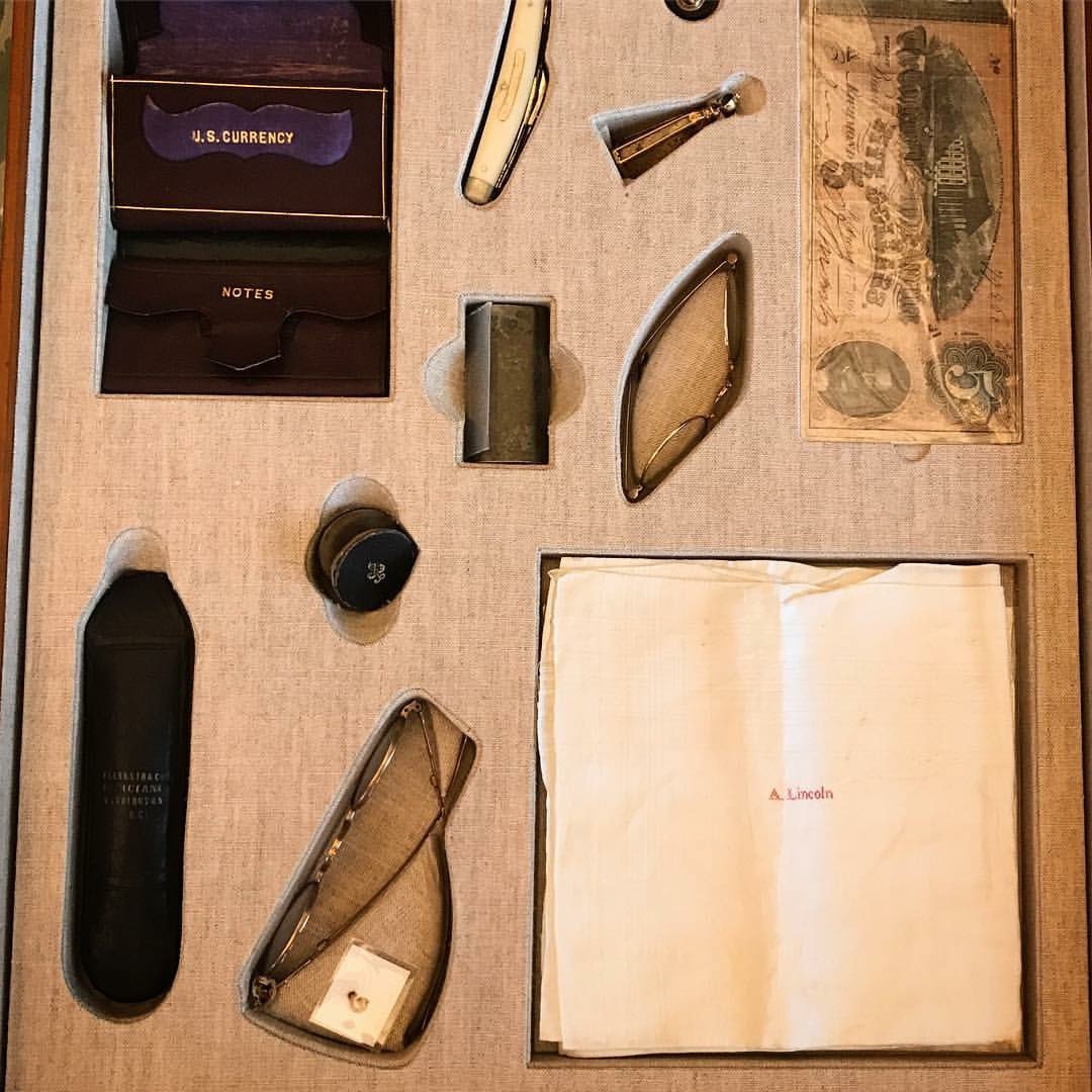 LibnOfCongress's tweet photo. I call them my “pinch me moments” when I see items in the @librarycongress collection.
Here’s one: Viewing the contents of Lincoln’s pockets the night of his assassination.
My family is from Springfield, IL so these items have an emotional impact on me. 
https://t.co/iqxxk3vCPm https://t.co/MUJv1HrSiQ