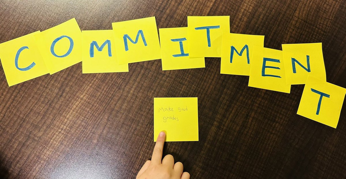 TseCougs's tweet photo. Cougars @KennedyCougs unscrambling our character trait for January and sharing their own commitments. @CharacterStrong @CHARACTERCOUNTS #SELlessons #GuidanceLessons #BuildingCharacter https://t.co/sPz2SJdHGW