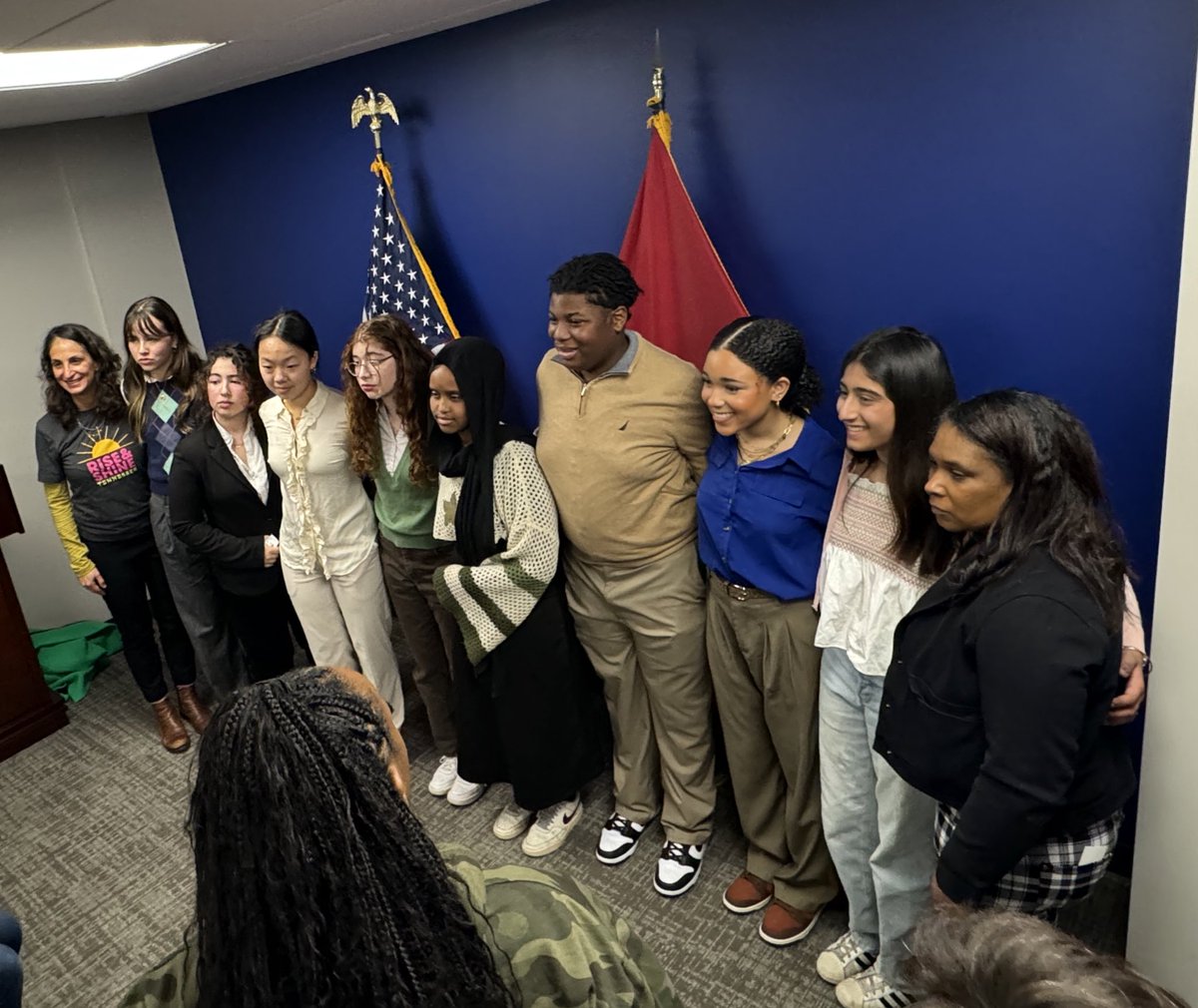 These courageous Tennessee high school students called for legislative action on #GunViolence today. We cannot continue to fail Tennessee students by failing to act and pass substantive #GunSafety laws.  Thanks to <a href="/RiseAndShineTN/">Rise & Shine Tennessee</a> for hosting this important event. #TeamJRC #TN55