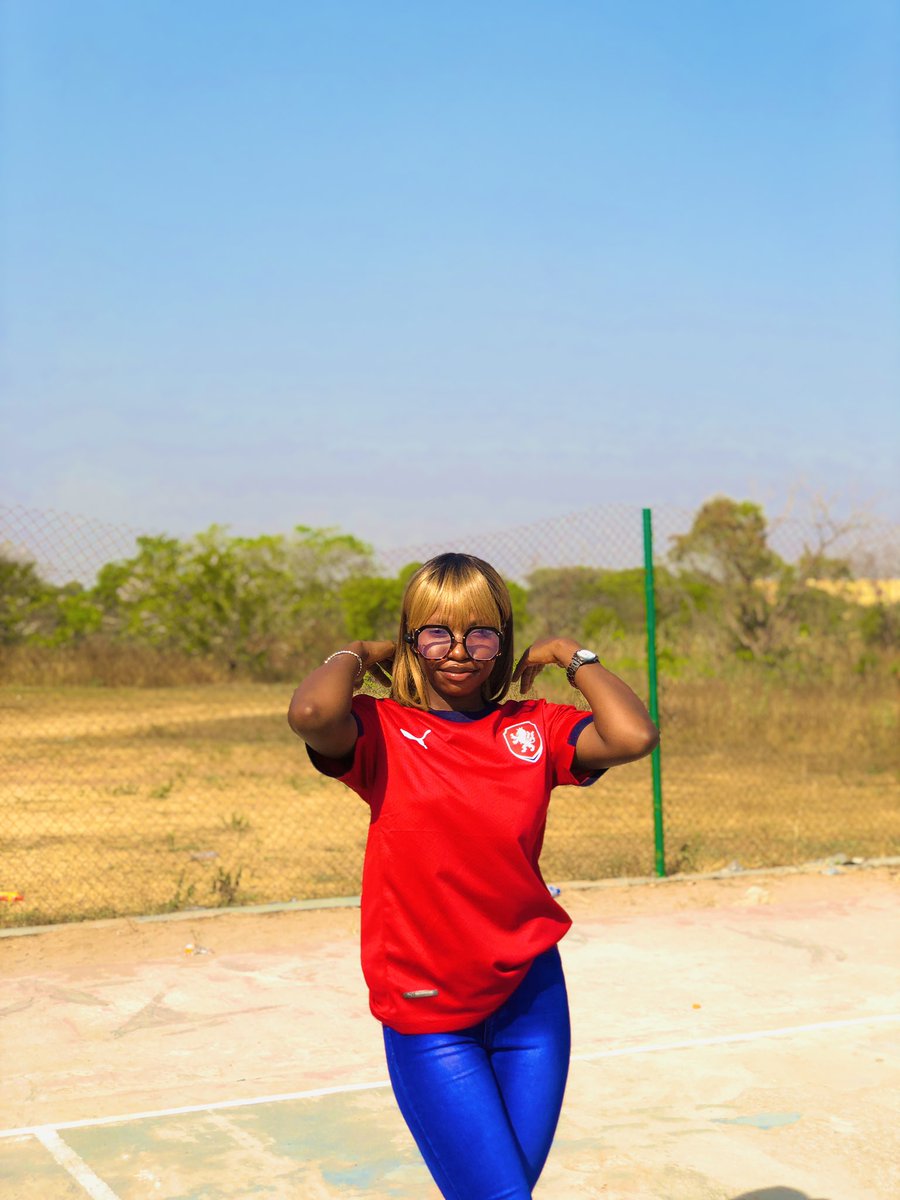 sandra_ayoola's tweet image. Day 3 ❤️
We came ready 😊

#class23
#Jerseyday
#Day3
#lautechclass23