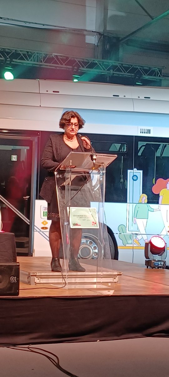 Vœux dynamiques à l agglomération Saumur Val de Loire <a href="/lalandechasles/">La Lande-Chasles (Maine et Loire)</a> <a href="/SaumurAgglo/">Agglomération Saumur Val de Loire</a> <a href="/Saumur_Kiosque/">Le Kiosque</a> <a href="/SaumurVelo/">Saumur à Vélo</a>