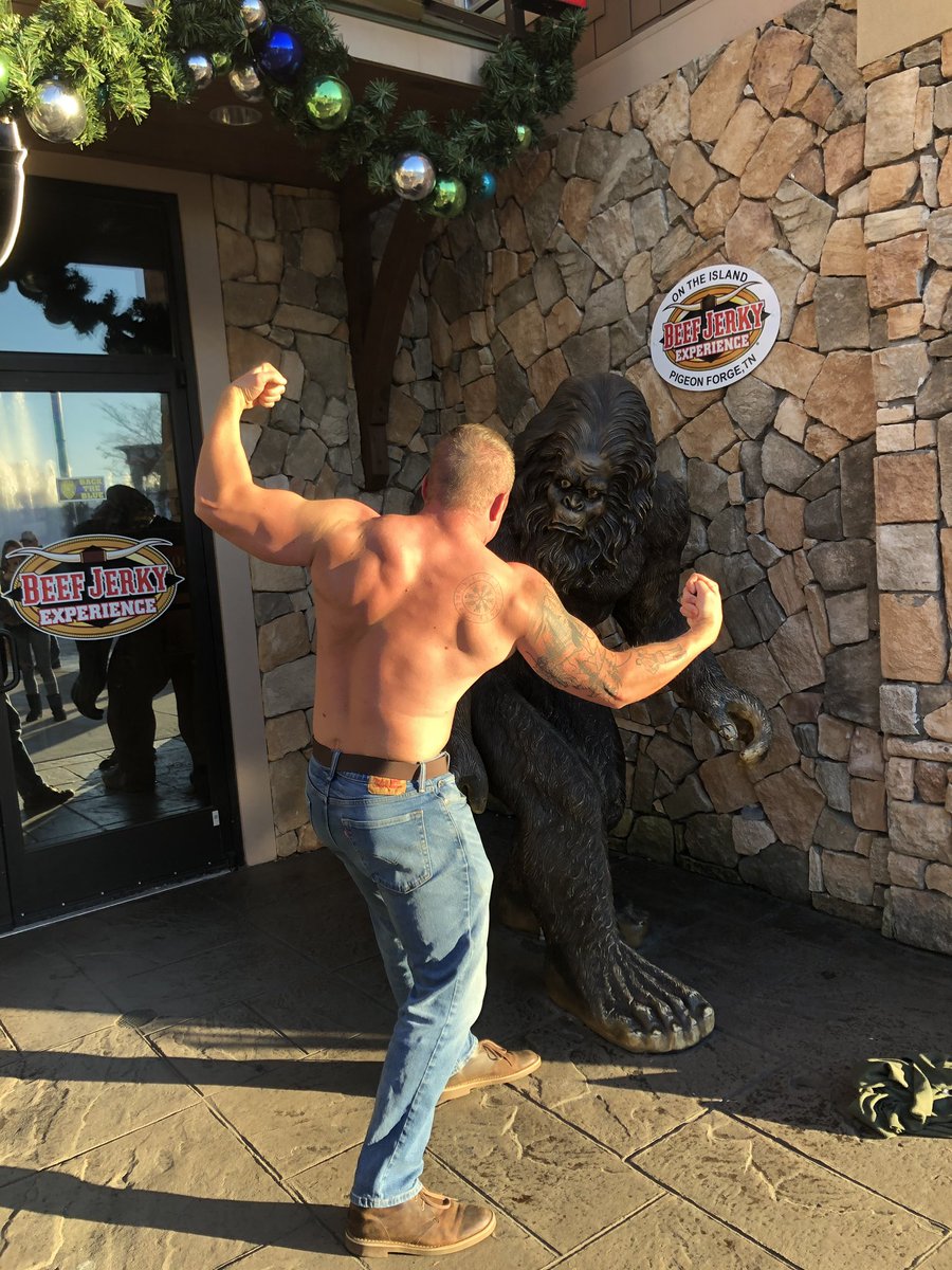 Real_Chlarizard's tweet photo. Messed with Sasquatch in Gatlinburg https://t.co/3YxtTzNkhd