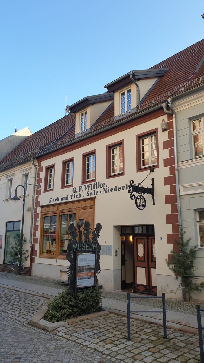 CampsSatellite's tweet photo. Unsere Wanderausstellung ”Wer ein Leben rettet…” jetzt im Kreismuseum Finsterwalde!! #Finsterwalde #Gesichtzeigen #Israel #Tröbitz #BergenBelsen 

https://t.co/M2sHm5PqSt https://t.co/WxD0zJMXtm