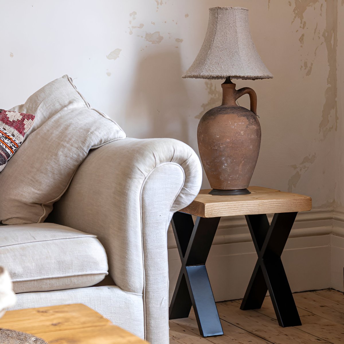 1, 2 or 3? Vote for your favourite below 👇🏼

#sidetable
#handmadefurniture
#rusticfurniture
#bathroomfurniture
#bedsidetable
