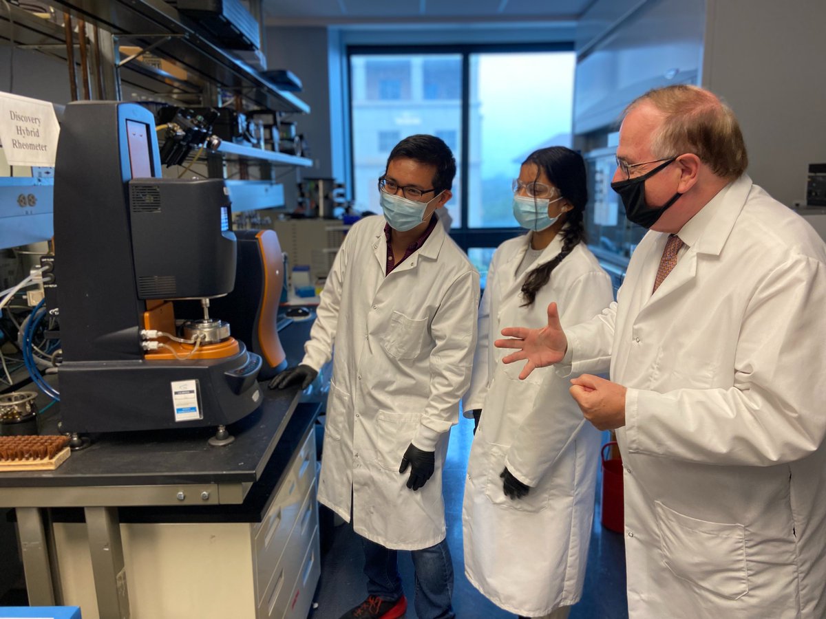 UTBiomedical's tweet photo. UT Austin @CockrellSchool Professor @NPeppas is among a handful of prestigious researchers whose publications are featured in the inaugural issue of @NatureChemEng: https://t.co/9o4zKic0eW #TexasBME #TexasEngineering @nature https://t.co/RxI6F4pUcm
