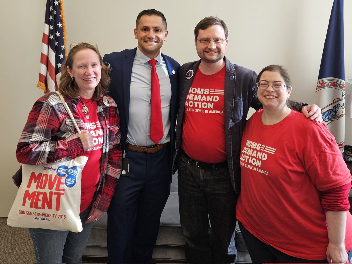 Mike Fox 🇺🇸🧡 #🟦 tweet media