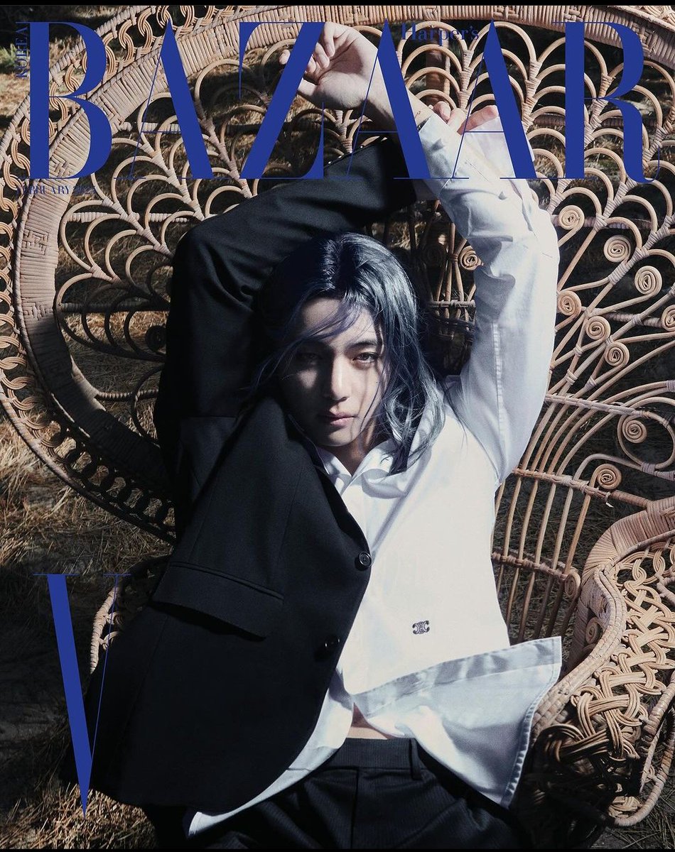 icykpopweb's tweet photo. KIM TAEHYUNG 🐻🍒🎀 🫧🥵
#KimTaehyung #TaehyungxCeline https://t.co/yyVCGvaPSb