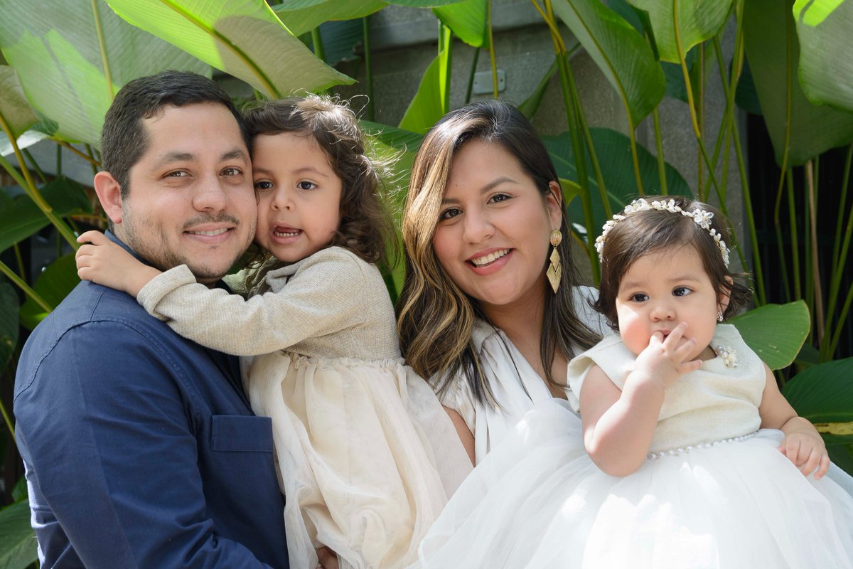 mpfotograf's tweet photo. Muestra del #reportaje #fotográfico
de la celebración del #bautizo de Luisana. Para contrataciones en #Caracas, de la cobertura de sus #bautizos, #cumpleaños, #bodas , #comuniones, quince años y #eventos en general, Whatsapp 04141229299 y 04141185093 https://t.co/4C9q21bJDU