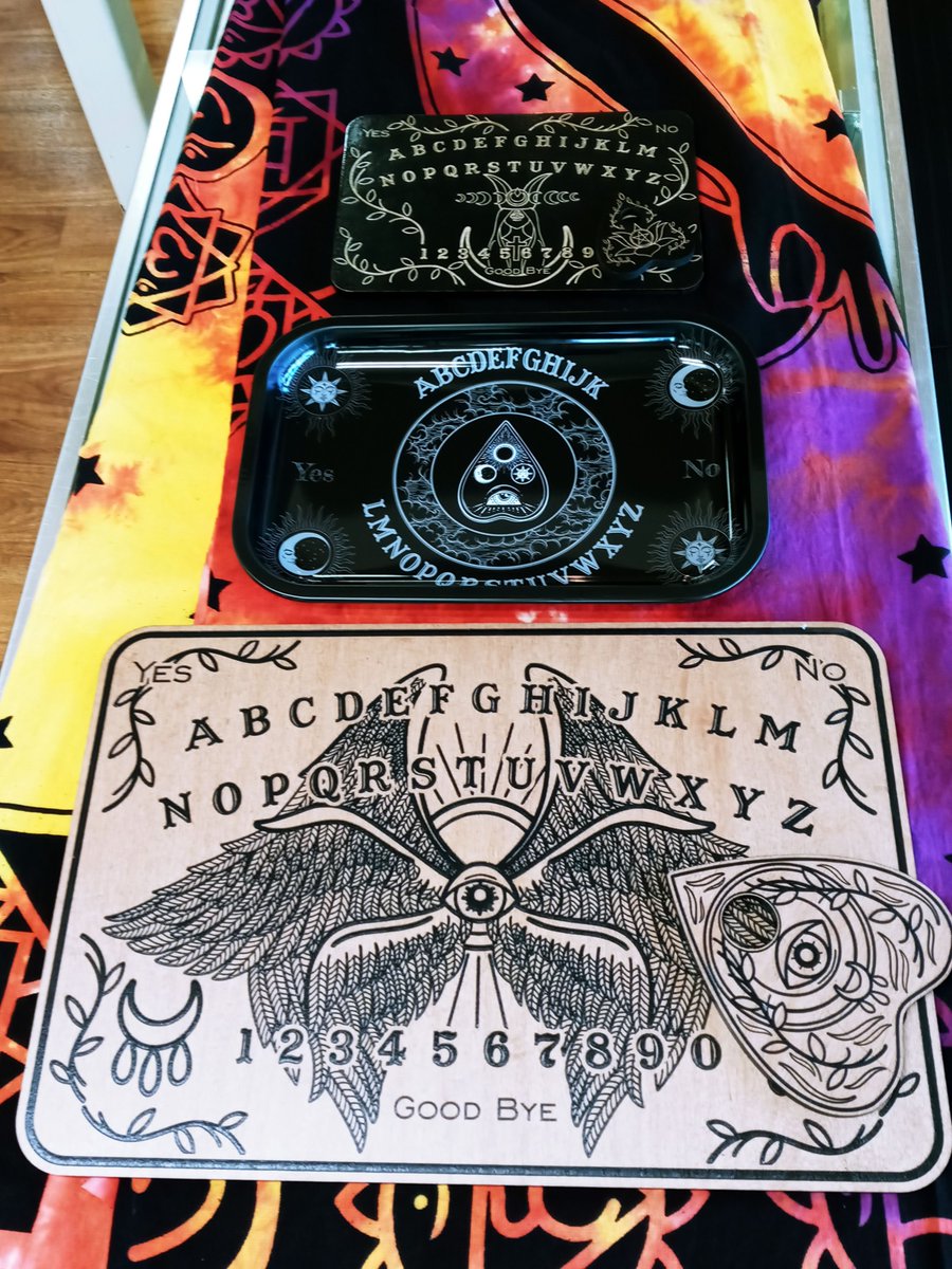 Hmmm, should I make a heavy metal joke no one will get, or should I play up the occult vibes? I can do both. Winter is a great time of the year to really lean into that "CVLT" aesthetic. The Gas Pipe in Garland is the place!

#thegaspipe #dfw #smokeshop #occult #quija #blackmetal