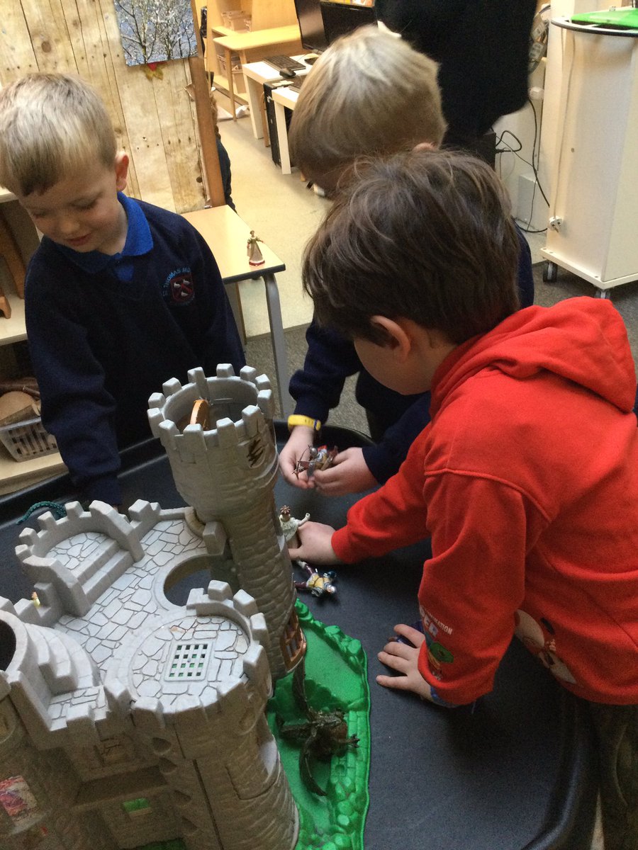MissWinnardSTM's tweet photo. The children have loved the enhancements in provision this week based on our new topic!
#STMTopic
#STMProvison https://t.co/zCzFAIT30H
