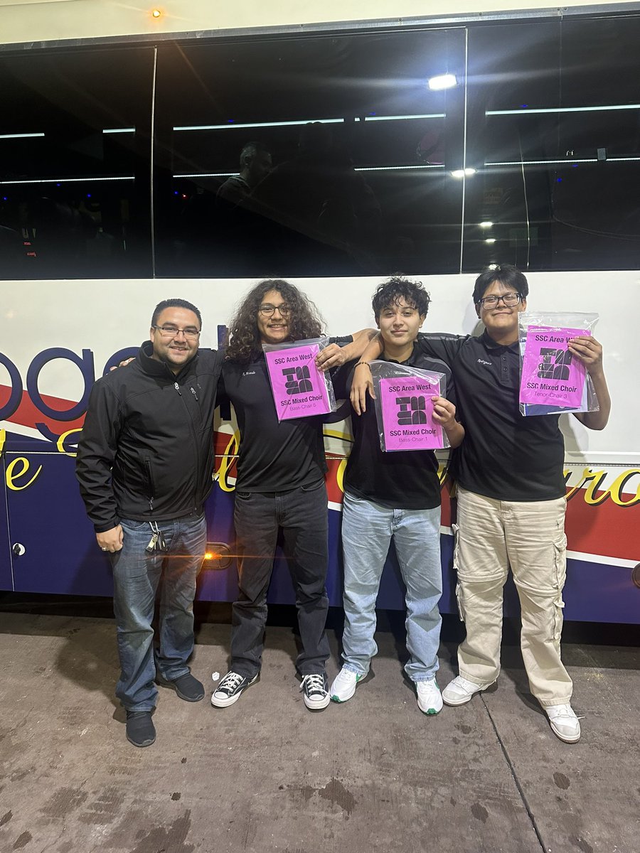 MVHS Choir tweet media