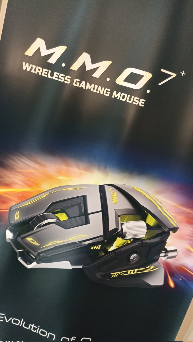 MadCatz's tweet photo. The return of a legend: M.M.O. 7+ #CES #CES24 #MMO #MadCatz https://t.co/V13m7qsfpq