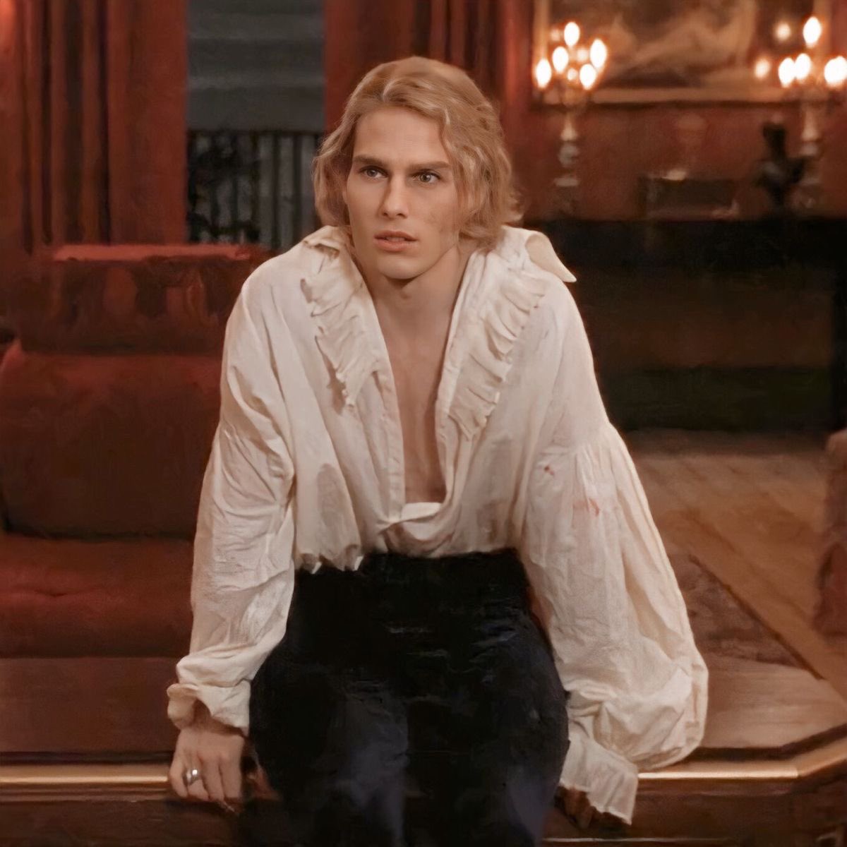 TheCinesthetic's tweet photo. Tom Cruise in Interview with the Vampire, 1994 https://t.co/hzzSR1mudJ