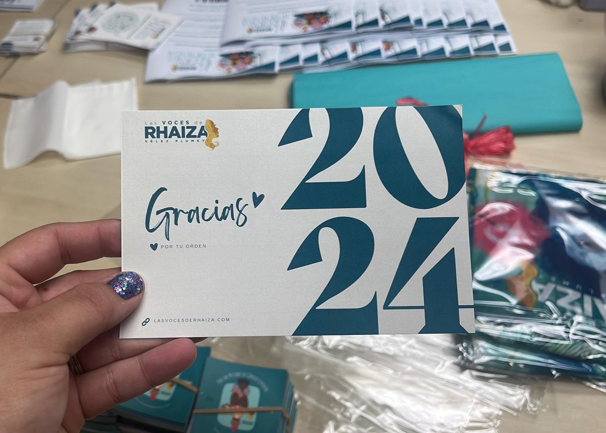 LillyVoces's tweet photo. https://t.co/gkFemQsTjG

Somos TEAL "Take Early Action &amp; Live" Accede al enlace arriba y adquiere tu pañuelo de las Voces de Rhaiza Campaña 2024 con arte de Lex Tirado y todos los productos con los nuevos diseños hechos especialmente https://t.co/qhOVuDjFgt