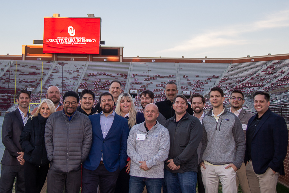 OU_Energy's tweet photo. We recently welcomed our newest cohort of Executive MBA in Energy students to @OUPriceCollege. The students come from 7 U.S. states and Argentina and represent varied parts of the energy sector and beyond - oil and gas, renewables, power generation, utilities, EVs, and more! https://t.co/IJYeUkdz9A