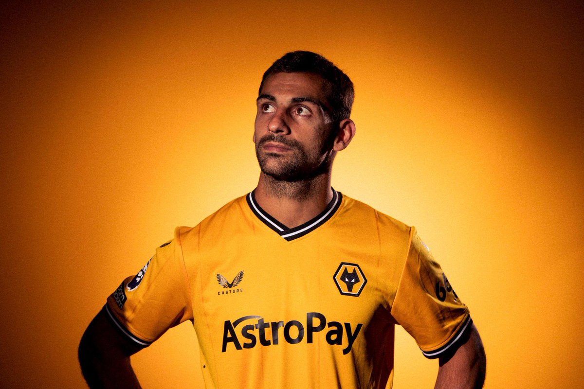 Tenías Que Haber Tirado tweet media