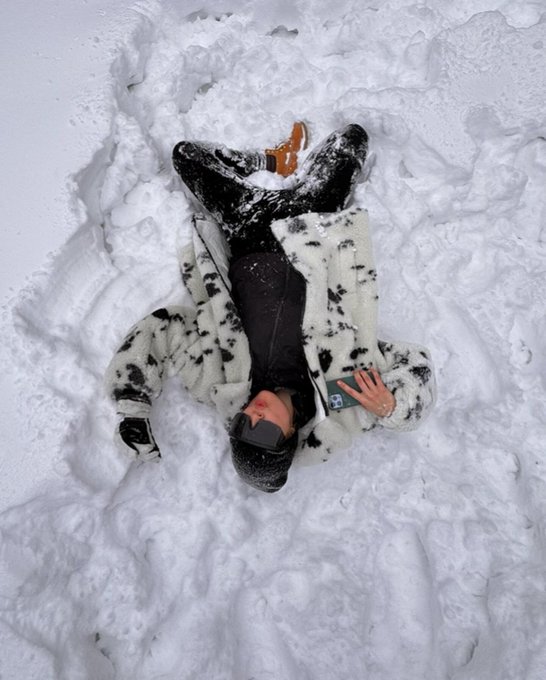 Breckenridge is so far SO BEAutiful !!! https://t.co/qld0Kek6dk<a href="/tag/colorado"class="tags"><span>&#35;colorado</span></a><a href="/tag/dogs"class="tags"><span>&#35;dogs</span></a><a href="/tag/snowstorm"class="tags"><span>&#35;snowstorm</span></a>