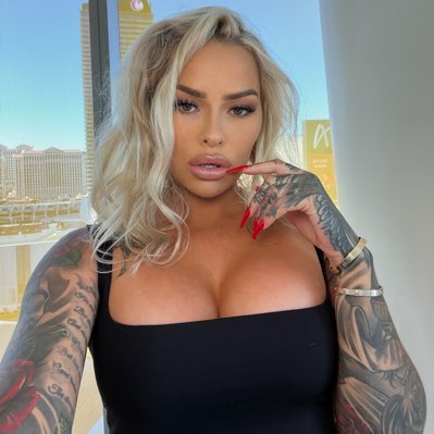 #NewProfilePic https://t.co/7YaFjwQ06P<a href="/tag/newprofilepic"class="tags">#NewProfilePic</a>