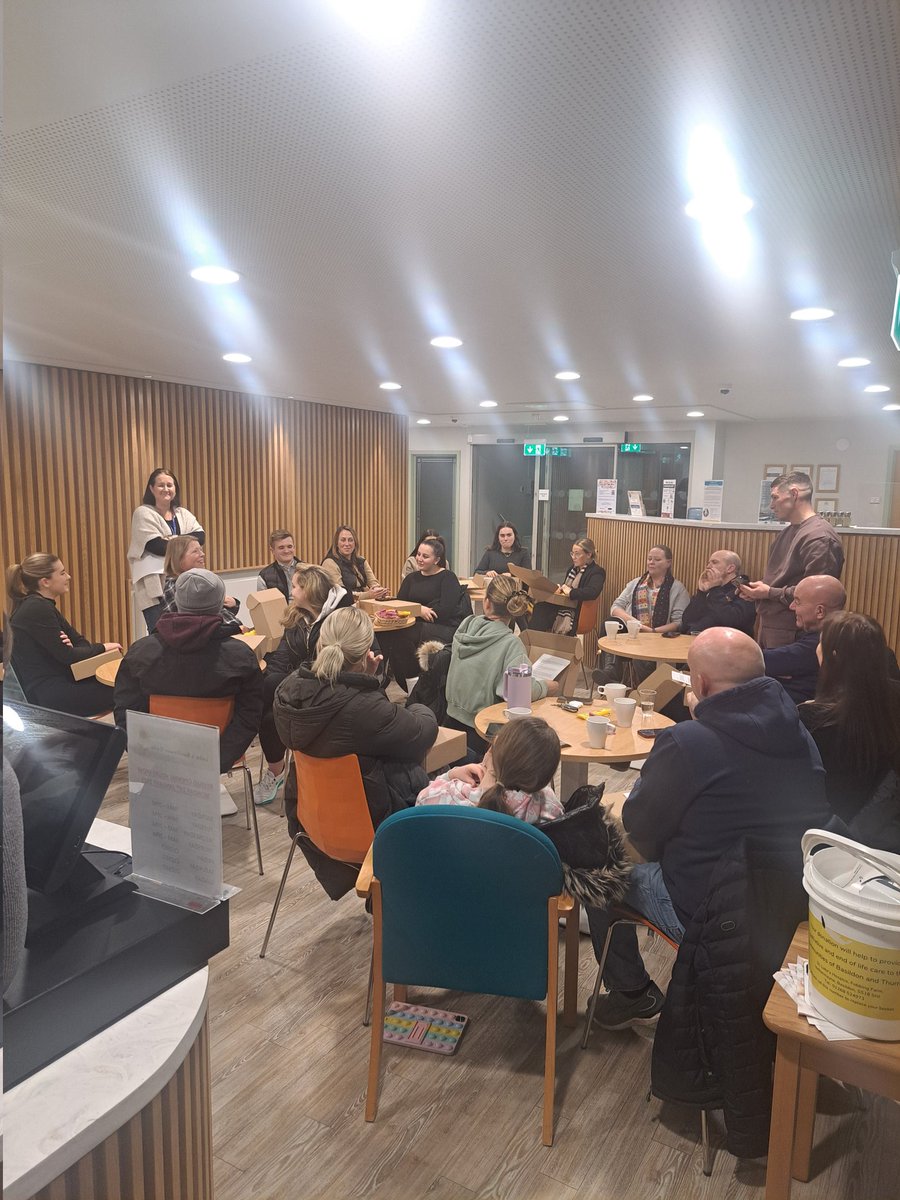 It's a full house tonight 💙💛 some of our <a href="/LondonMarathon/">TCS London Marathon</a> runners meeting tonight to support each other in their marathon journeys for <a href="/StLukesHospiceB/">St. Luke's Hospice (Basildon & District)</a>