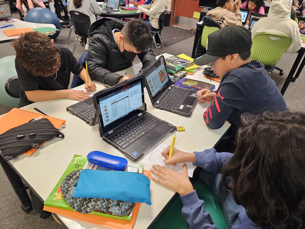 SweetScholars's tweet photo. Time to look at those nutrition facts and compare some of our favorite cereals. An eye opening experience, to be sure. #NutritionUnit #NotAllCerealsAreCreatedEqual #GotMilk @FalconsAvalon https://t.co/gEJf8ztisT