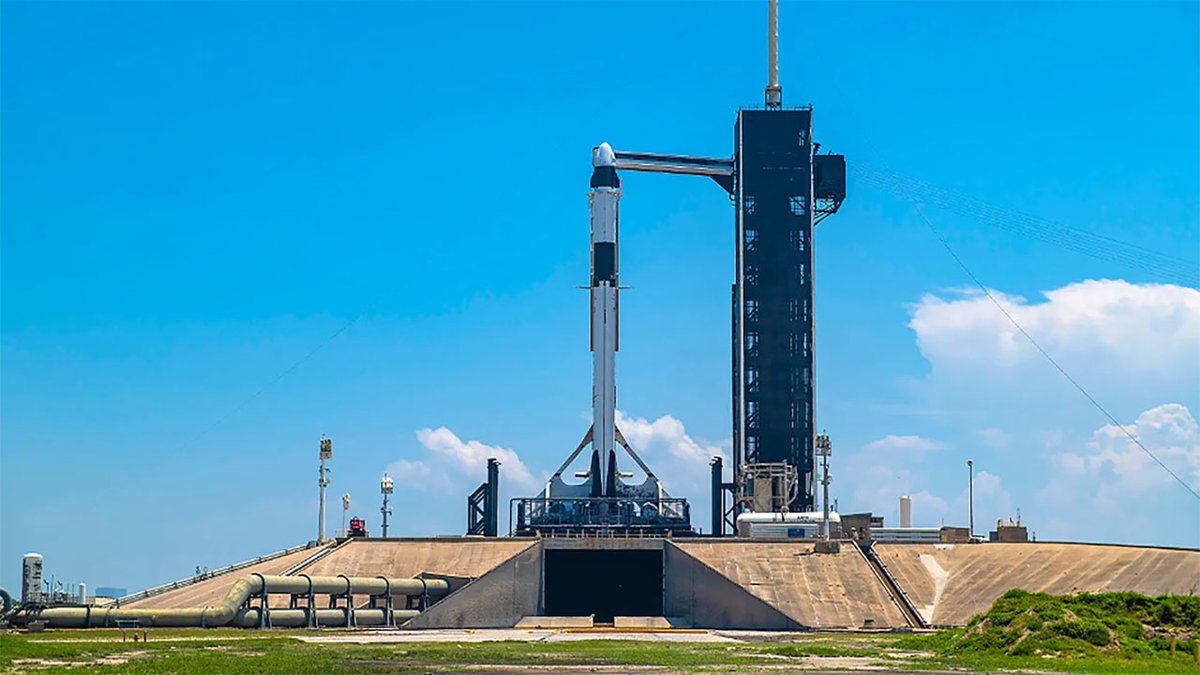 ISS_CASIS's tweet photo. #AX3 will launch from the #spacecoast of #Florida carrying ISS National Lab-sponsored #technologydemonstration research that could prove valuable for future long-duration spaceflight and advance technological #innovations for the benefit of humanity: https://t.co/FDLPuMAWGq https://t.co/7iUafVgADd
