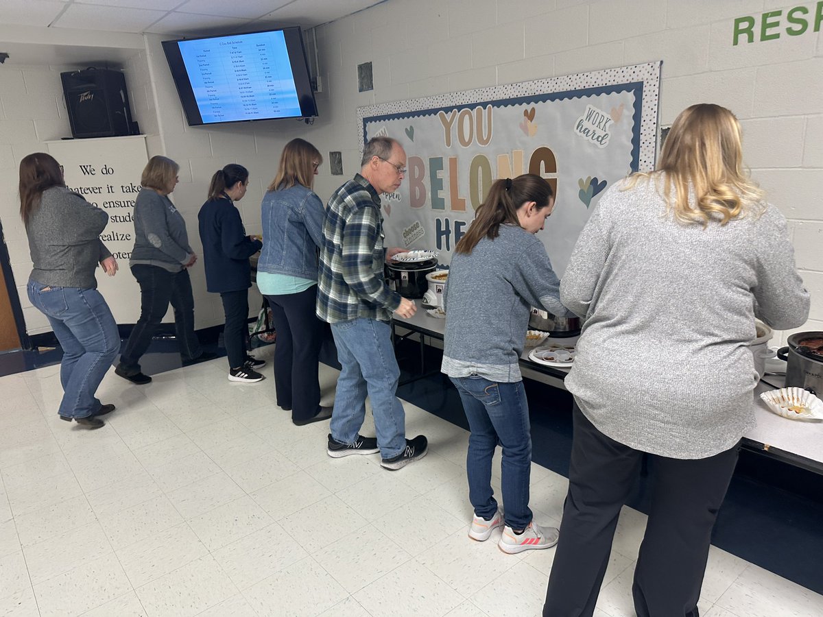 b_pearson's tweet photo. 2nd place in the SMS Chili Cook off…Dr. A won first place. A fun way to end 1st semester — thank you Candace Hall for organizing! #SMSRocks @SMSstallions https://t.co/htvy8iXzqw