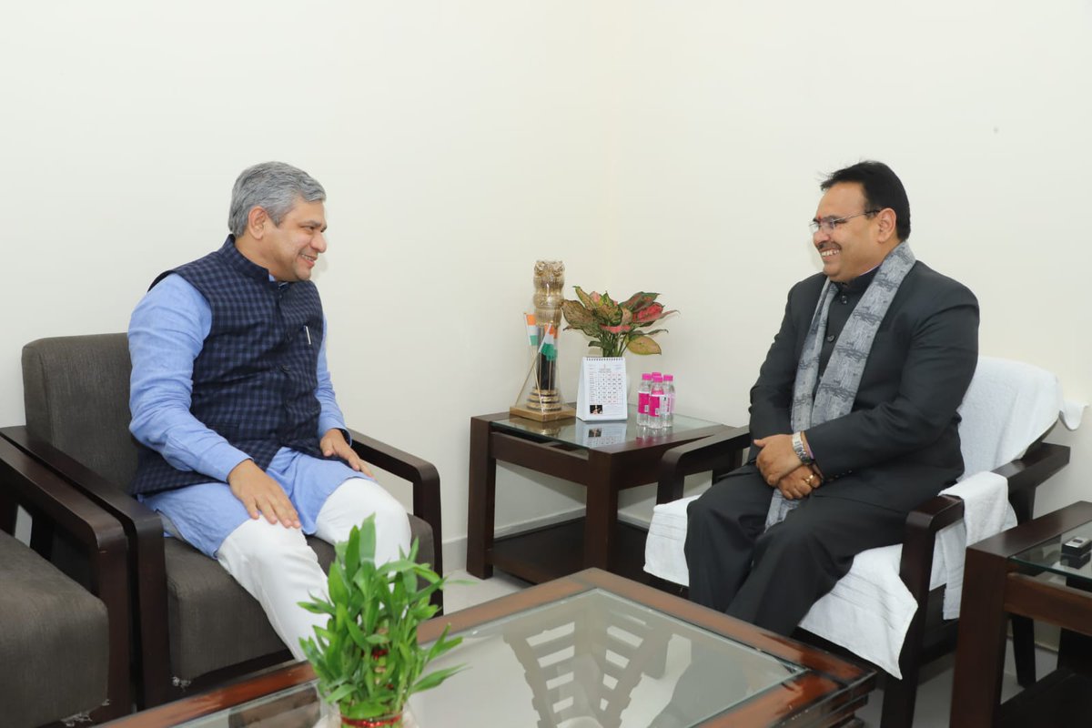 AshwiniVaishnaw's tweet photo. Met and discussed  several developmental initiatives of Rajasthan with Shri @BhajanlalBjp , CM , Rajasthan. https://t.co/XDfGPrkINP