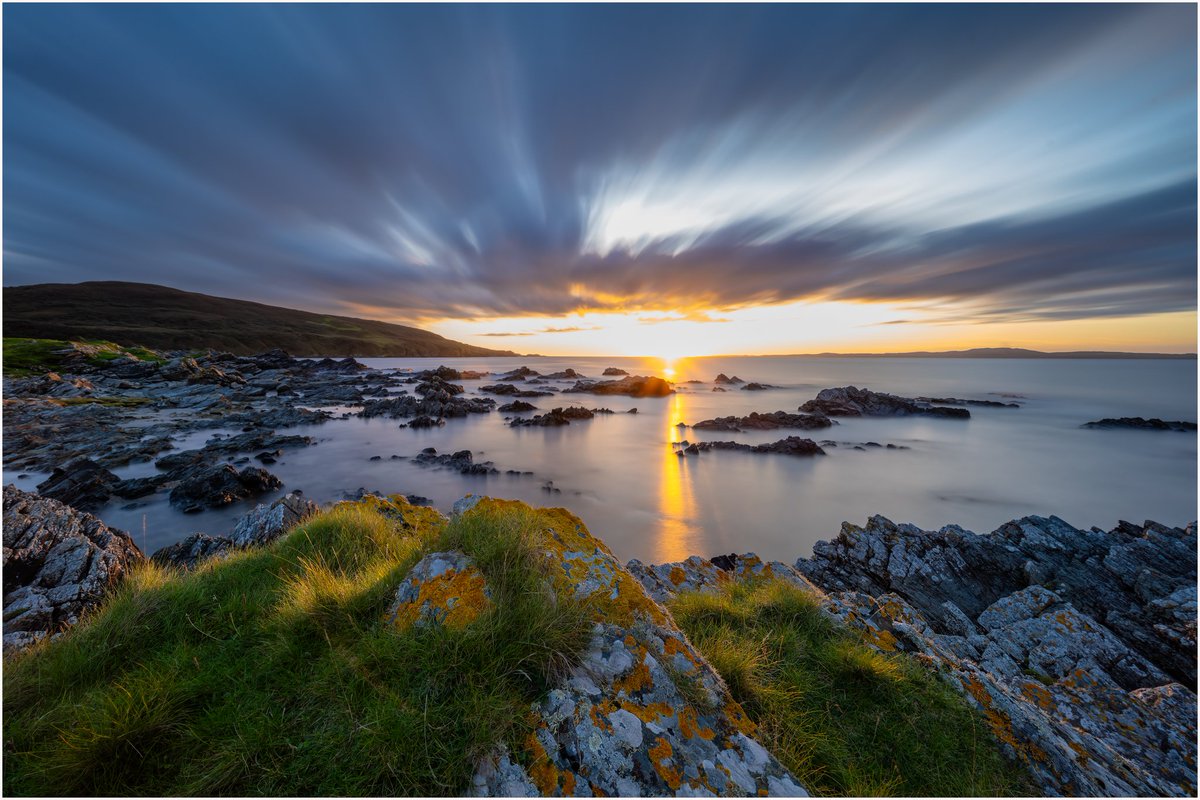 islaymx's tweet photo. Islay sunsets.
#islay #hebrides https://t.co/RYCHmFXkAk