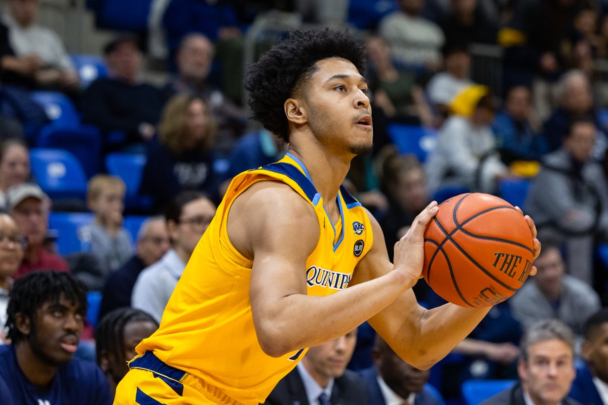 Quinnipiac Men's Basketball tweet media