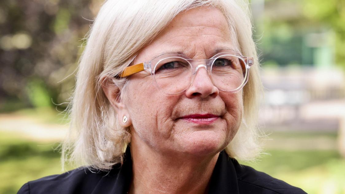 L' <a href="/AFARM_SAMU/">AFARM</a> félicite Mme <a href="/CaVautrin/">Catherine Vautrin</a> et espère poursuivre les travaux relatifs à la profession d' #ARM,
notamment, la reconnaissance statutaire des coordinateurs, superviseurs et tuteurs, +  les travaux sur les avancements de grades prévus pour la fin du 1er trimestre 24