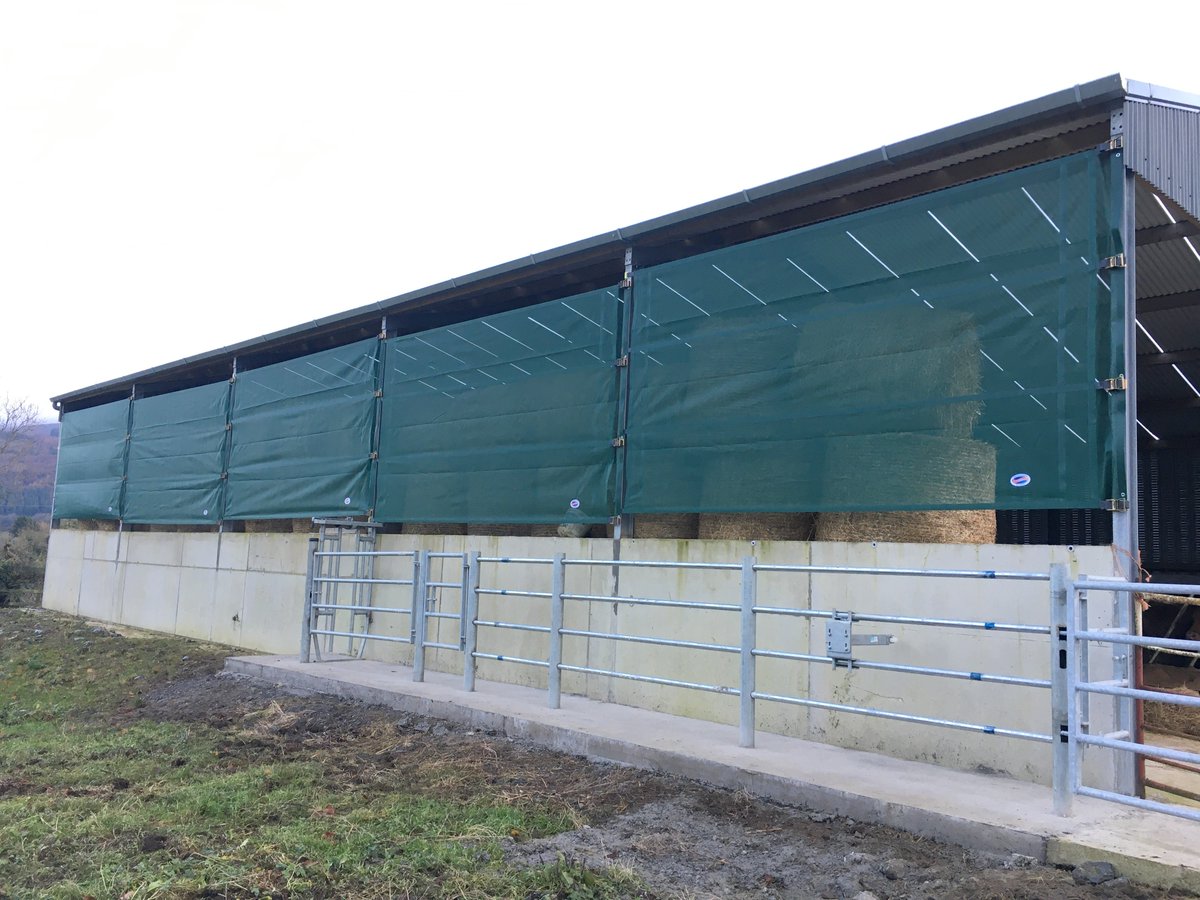 ClonmelCovers's tweet image. Who Doesn't like a good  before and after post , In this case its before and after this farmers shed had the Clonmel Covers Windbreaker treatment  #BeforeandAfter #Windbreakers #MadeinIreland #GauranteedIrish