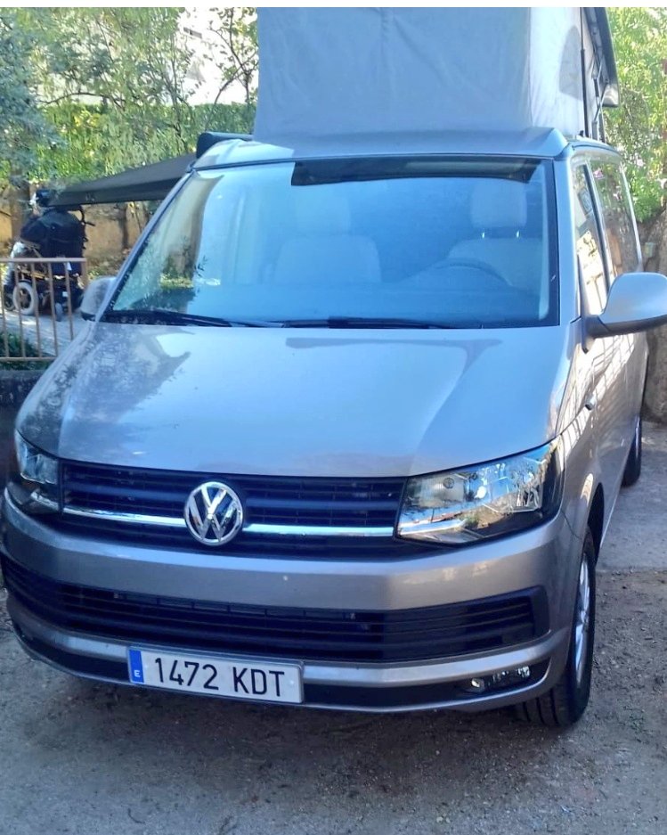 Hardcorcon's tweet photo. Estas furgos son muy molonas, tanto que esta Volkswagen California fue robada ayer 09/01/2024 en Humanes de Madrid. Matrícula 1472-KDT.  Color gris. Si las ves contactar por favor con el 615187524. https://t.co/HZTw3unXgW