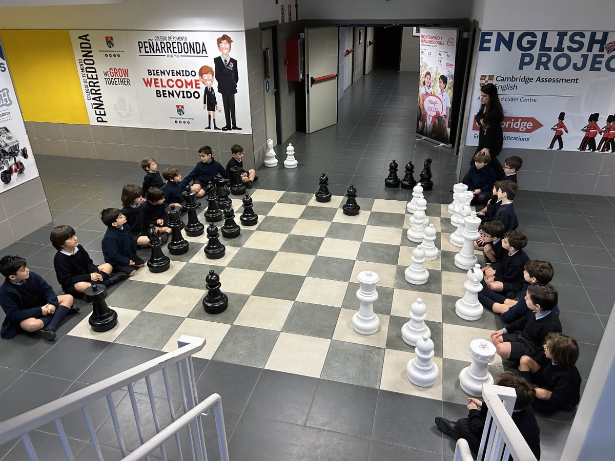PenarredondaEdu's tweet photo. ¡Let's play Chess! ♟️♟️
A partir de los 6 años, los alumnos aprenden ajedrez con Chess Project, un proyecto de innovación bilingüe que ayuda a desarrollar la capacidad de atención, la orientación y la memoria en los más pequeños.
#chessproject #colegioscoruña https://t.co/O3pSxfVWTA