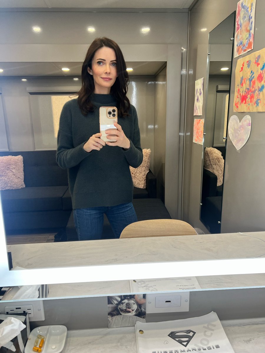 BitsieTulloch's tweet photo. Day 1, Season 4. 0530am wake up but we are all very happy to finally be back to work!
#supermanandlois https://t.co/GqJGQcYLLN