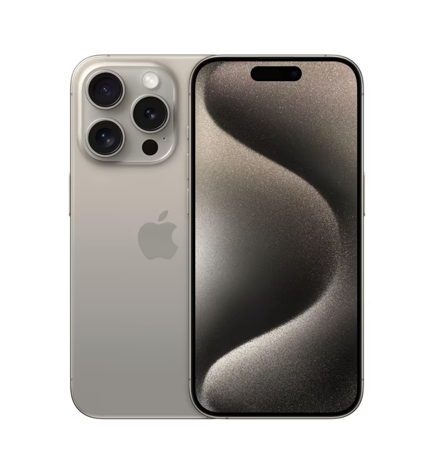 Dealabs's tweet photo. 🍎
Encore une ptite remise sur l'iPhone 15 PRO 👇 
➡️ https://t.co/eQe547UK6y ⬅️ https://t.co/DKzdrHQoxg