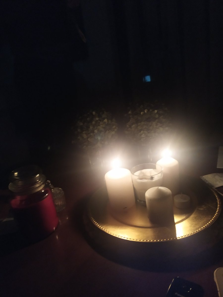 ΣΥΜΒΑΙΝΕΙ ΤΩΡΑ: Διακοπή ηλεκτροδότησης στην περιοχή της Καισαριανής - Ιλισίων - Παγκράτι λόγω βλάβης. Οικοδομικά τετράγωνα χωρίς ρεύμα. Η ζημιά θα αποκατασταθεί μέχρι τα μεσάνυχτα. #alpanewsgr #alphatv