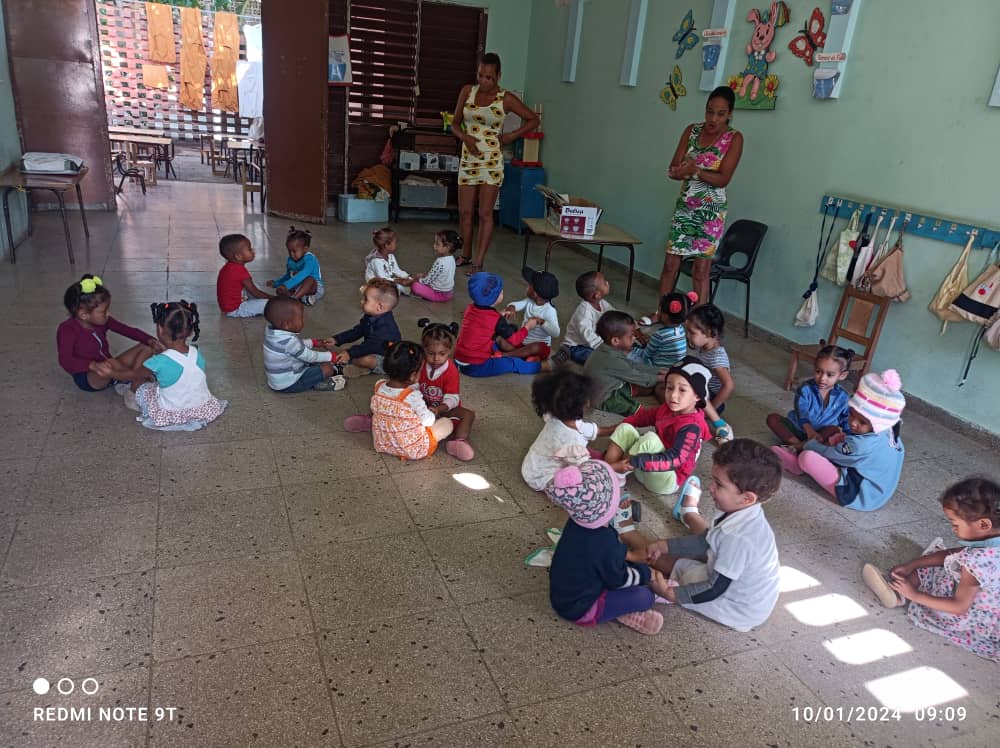 CRangildo's tweet photo. Las acciones motrices independientes que se realizan en horas de la mañana garantizan con éxito y calidad el desarrollo de actividades del proceso educativo. https://t.co/w1isthIgg2