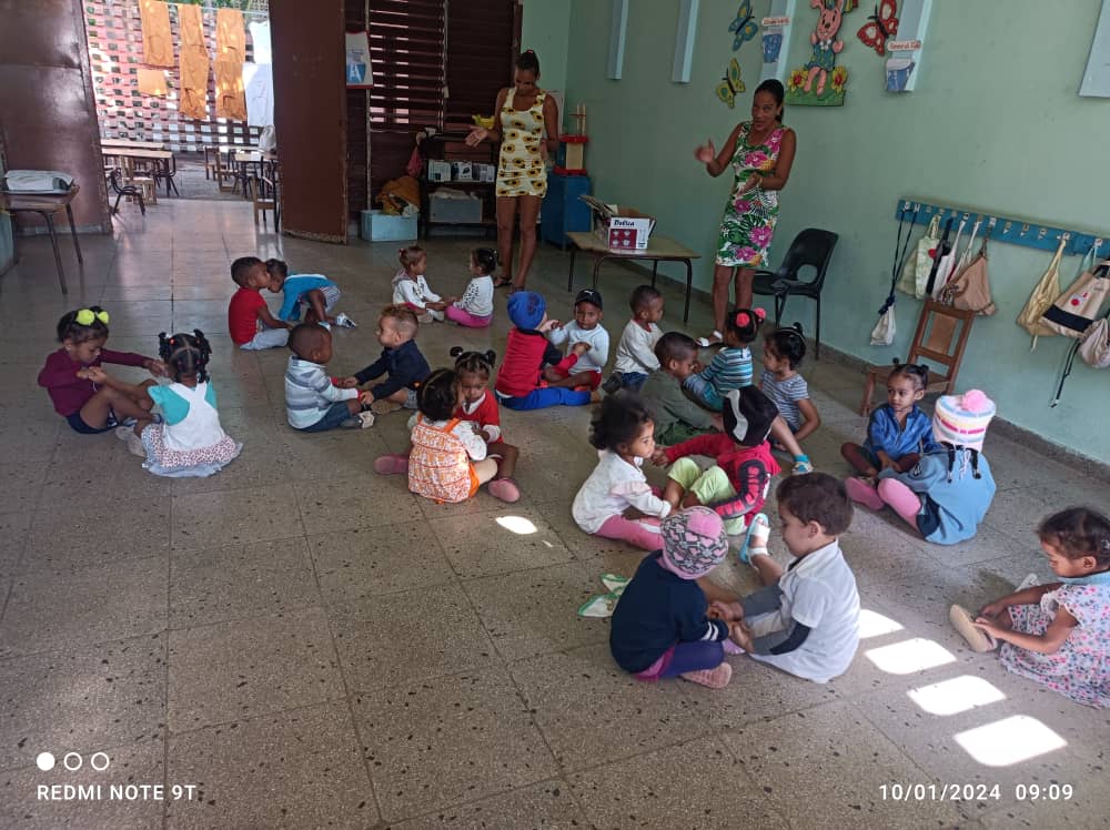 CRangildo's tweet photo. Las acciones motrices independientes que se realizan en horas de la mañana garantizan con éxito y calidad el desarrollo de actividades del proceso educativo. https://t.co/w1isthIgg2