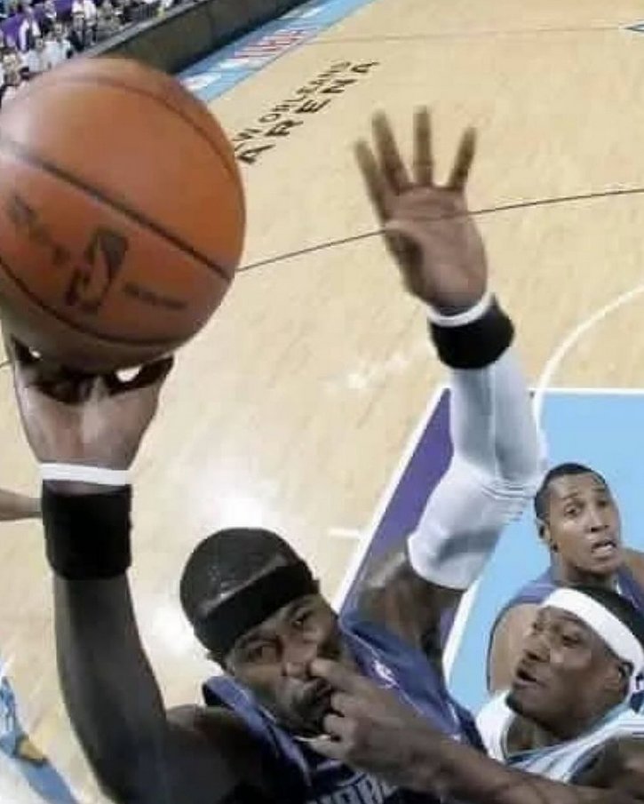 EverythingOOC's tweet photo. Bro not even going for the ball😭 https://t.co/90eojcM7zn