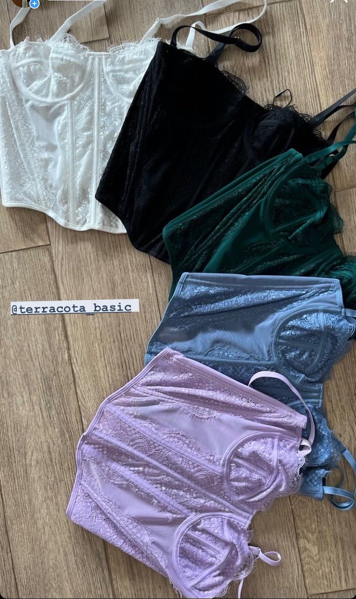 watafakyuuli's tweet image. mami solo piensa en papi