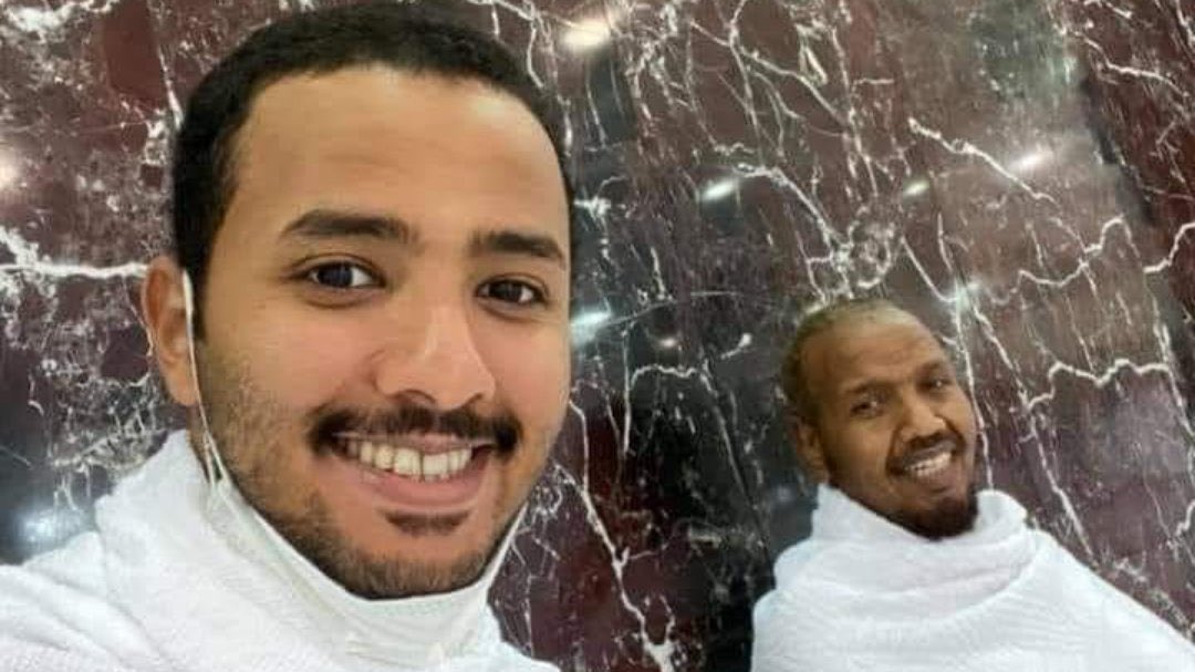 alsayg's tweet photo. خالص العزاء لفضيلة الشيخ المقرئ : عبد الرشيد صوفي في وفاة نجله عبد الحميد

رحم الله الفقيد ، وجبر قلب والده ، وانزل برد السلوان على والدته وذويه

إنّا لله وإنّا إليه راجعون https://t.co/6CNLfpkzMU