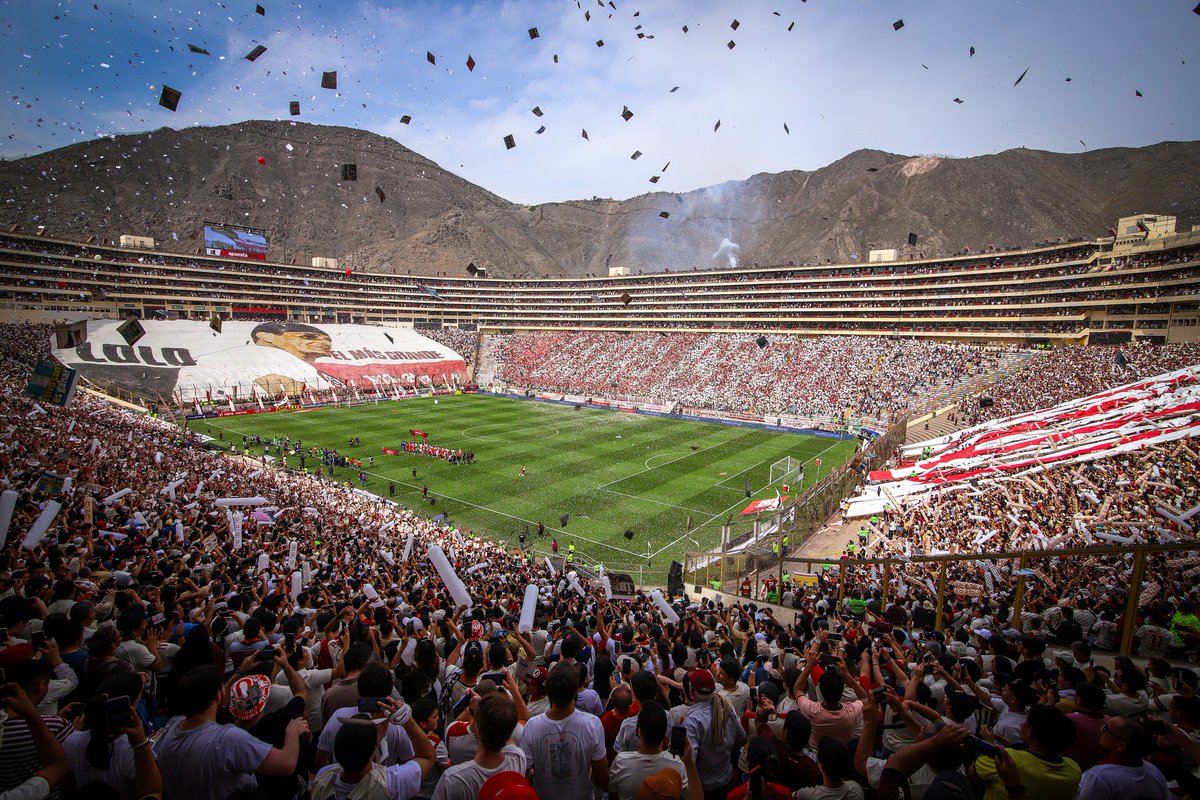 charlatacticape's tweet photo. Alianza ve como Jairo va a la U y al día siguiente responde con un reclamo pidiendo el cierre del Monumental. ¿Los motivos? Solo existen en la mente fantasiosa de quienes perdieron una final, apagaron las luces y ahora vieron partir a uno de sus mejores jugadores al clásico rival https://t.co/w7E6ZixSyp