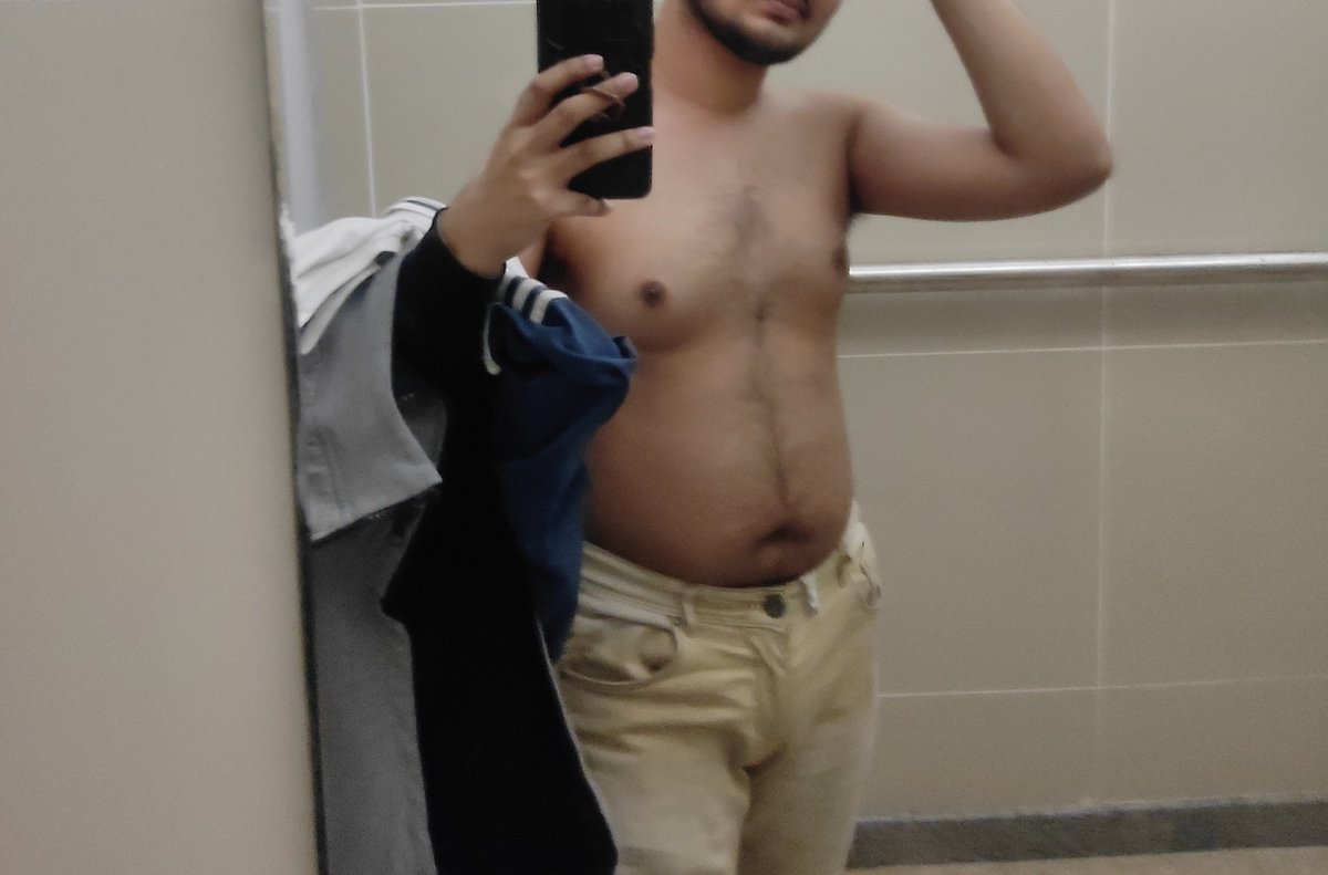 IDKWIM22's tweet photo. Anyways , tried taking some pics https://t.co/tJZsJARU56