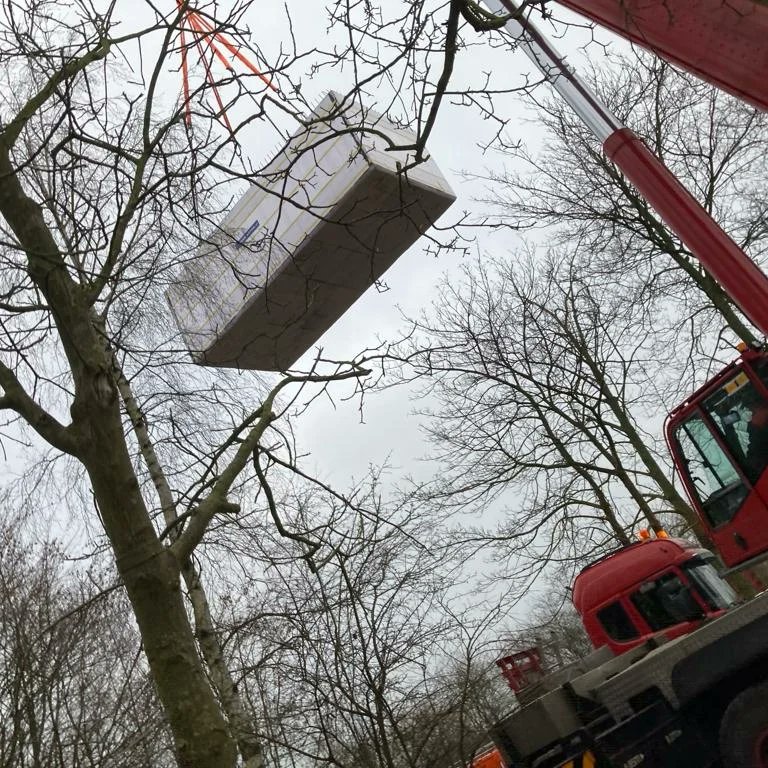 BBVrouwe's tweet photo. 2024 is weer goed begonn. Een nieuw project opgestart en de kelder geplaatst. Komend jaar bouwen we aan deze #duurzame #ecologische #energieneutrale en traditioneel gebouwde villa. #debouwmaakthet #bouwbedrijfvrouwe. https://t.co/0GqRaaiSSz